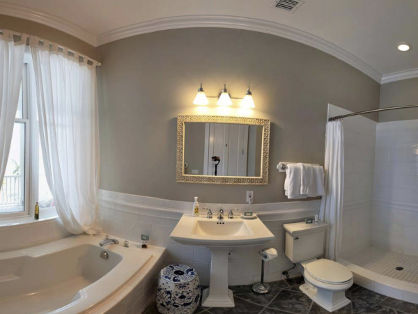 Islamorada Oceanfront Estate with Stunning Views & Pool
